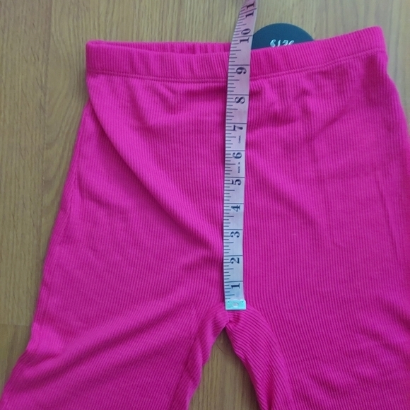 love J 2-piece set, fushia ribbed biker shorts + knot front crop top, NEW, small - Picture 7 of 10